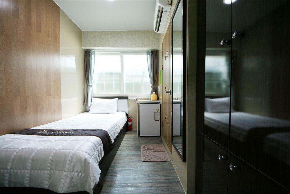 Guesthouse Myeongdong 2 Seul Exterior foto