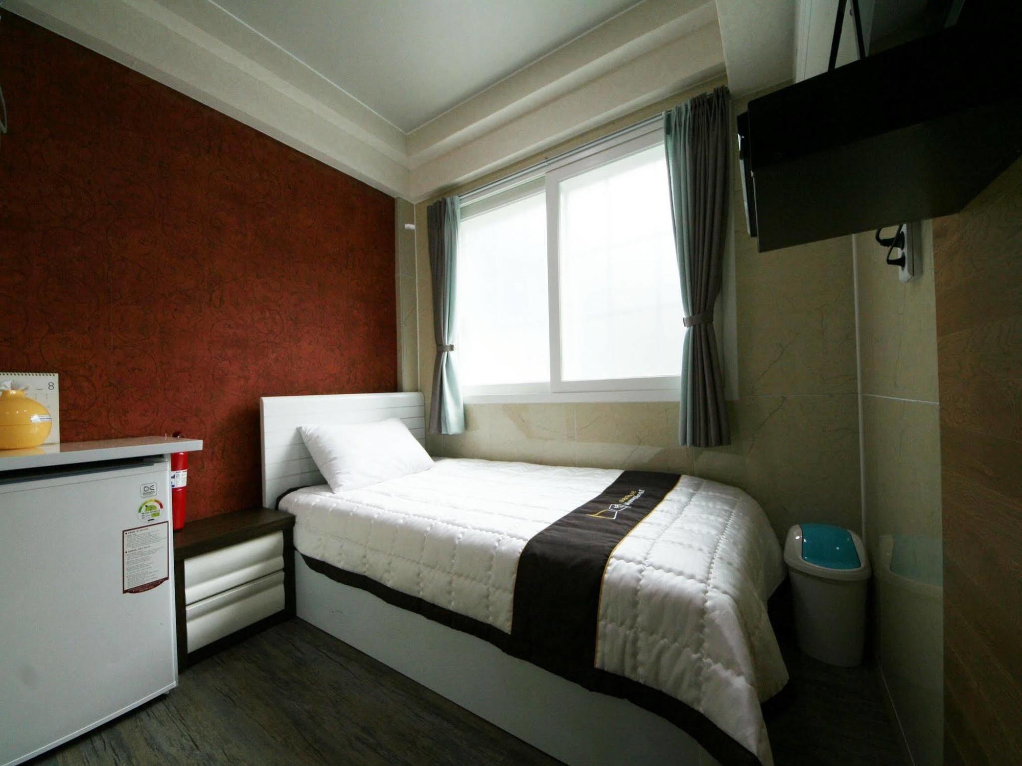 Guesthouse Myeongdong 2 Seul Exterior foto